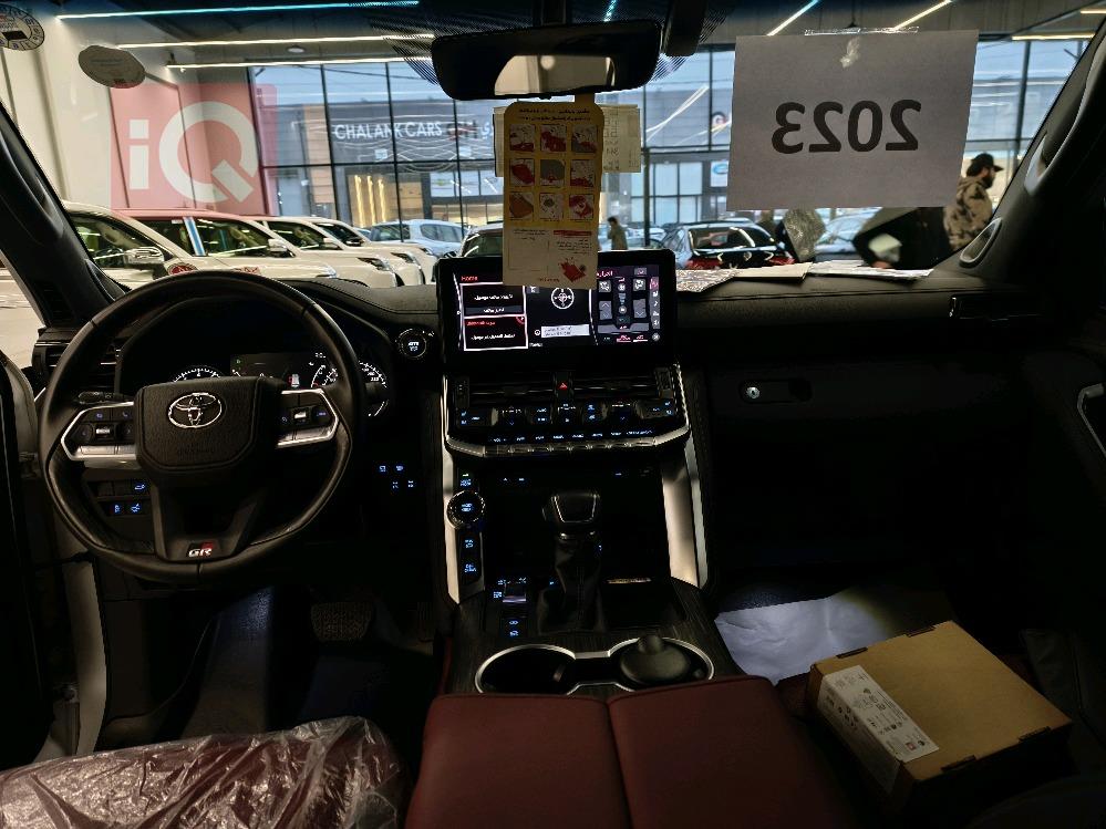 تويوتا لاندكروزر